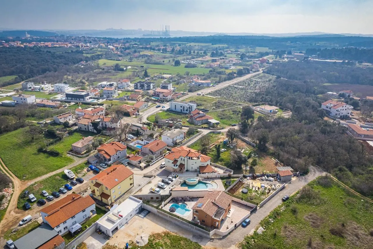 Villa Nur Pula